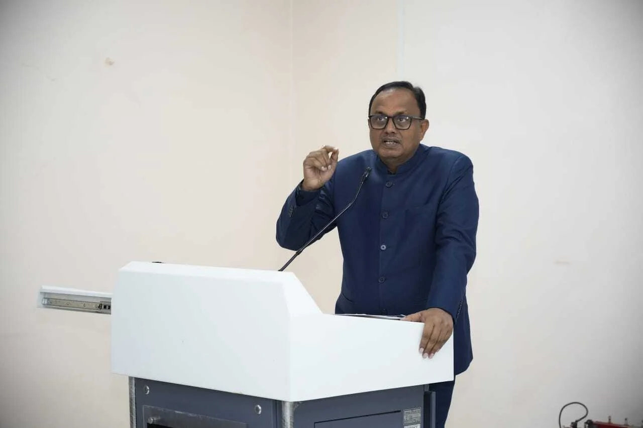 डॉ राजेन्द्र प्रसाद केंद्रीय कृषि विश्वविद्यालय पूसा में छात्रों को मिलेगा ड्रोन पायलट का प्रशिक्षण, कुलपति डॉ. पी.एस. पांडेय ने किया मेगा प्लान का एलान 2