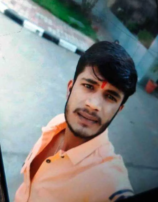 बेगूसराय में 'लुटेरी दुल्हन' की बेवफाई से टूटा युवक का दिल, गहने लेकर फरार हुई पत्नी तो पति ने दी जान 3