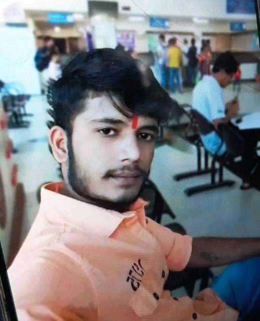 बेगूसराय में 'लुटेरी दुल्हन' की बेवफाई से टूटा युवक का दिल, गहने लेकर फरार हुई पत्नी तो पति ने दी जान 2