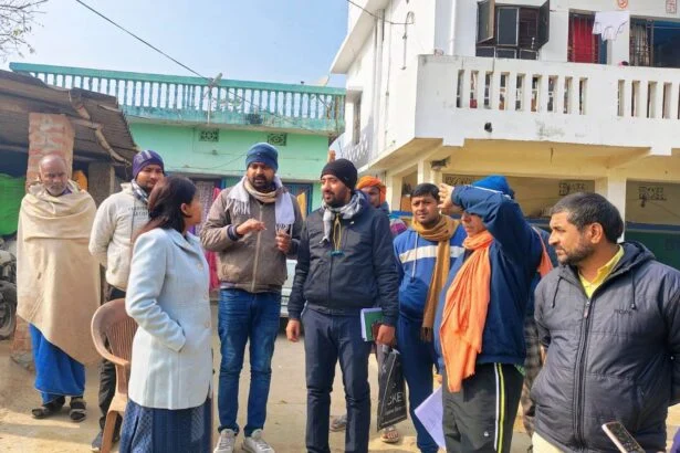 बेगूसराय में किसानों के रजिस्ट्रेशन को लेकर राजस्व पदाधिकारी चले किसान के द्वार कार्यक्रम की हुई शुरुआत 5