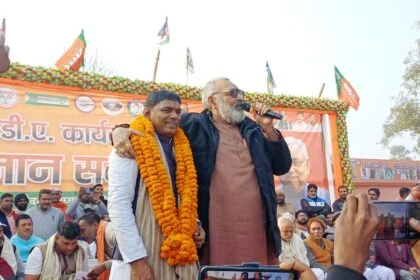 जब तक हिंदू बहुमत में हैं, तभी तक देश में लोकतंत्र सुरक्षित: - गिरिराज सिंह 18