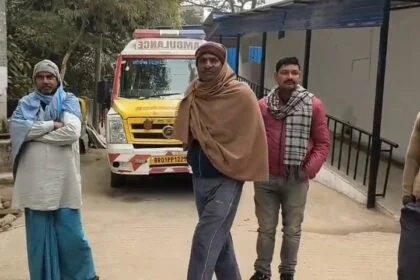 बेगूसराय में अलाव की चपेट में आने से झुलस कर महिला की मौत, परिजनों में मचा कोहराम 23