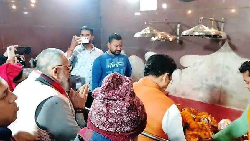 सुवेंदु अधिकारी पर हमले को लेकर गिरिराज सिंह का ममता सरकार पर तीखा हमला, बोले– बंगाल में लोकतंत्र और आतंकी सरकार के बीच लड़ाई 4