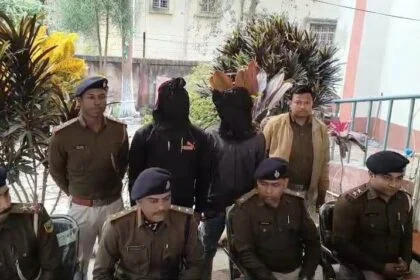 बेगूसराय के भगवानपुर पुलिस की बड़ी कार्रवाई: फाइनेंस कर्मी से लूटकांड का खुलासा, 7 अपराधी हथियार के साथ गिरफ्तार 30