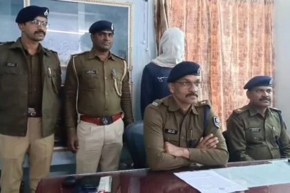 नालंदा: लहेरी थाना क्षेत्र में सब्जी व्यवसायी से लूट का लहेरी पुलिस ने किया खुलासा, एक आरोपी गिरफ्तार, स्कॉर्पियो बरामद और अन्य कागजात बरामद 21