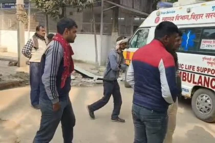 बेगूसराय में टेम्पो की चपेट में आने से एक युवक की दर्दनाक मौत, परिजनों में मचा कोहराम 19