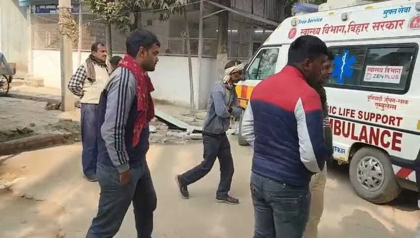 बेगूसराय में टेम्पो की चपेट में आने से एक युवक की दर्दनाक मौत, परिजनों में मचा कोहराम 12