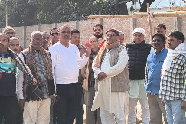 बरौनी में बनेगा भव्य शांडिल्य धाम: मंदिर निर्माण को लेकर समाज की बैठक में एकजुट हुए लोग 7