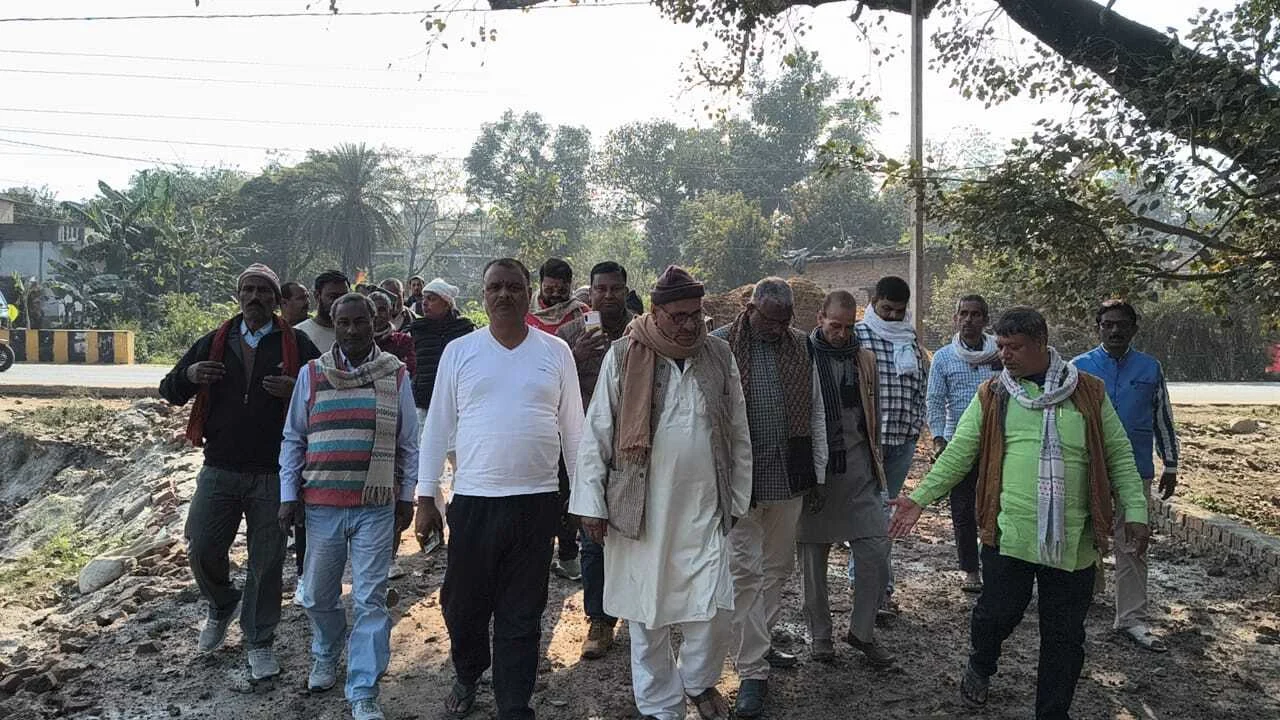 बरौनी में बनेगा भव्य शांडिल्य धाम: मंदिर निर्माण को लेकर समाज की बैठक में एकजुट हुए लोग 2