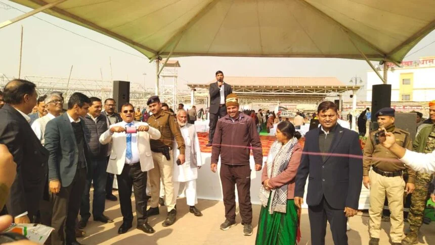 संस्कृति संस्कार को जीवंत रखने को लेकर मकर संक्रांति महोत्सव का आयोजन - डीएम 1