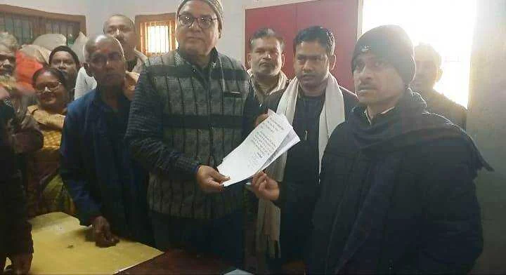 वीरपुर प्रखंड कार्यालय के स्थानांतरण की खबर से आक्रोश, 'प्रखंड कार्यालय बचाओ संघर्ष समिति' का हुआ गठन 3