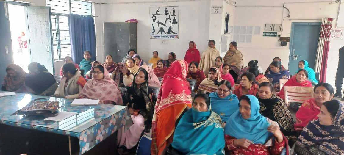 बछवाड़ा सीएचसी में आशा कार्यकर्ताओं की बैठक,20 जनवरी को तालाबंदी और 12 फरवरी को राष्ट्रव्यापी हड़ताल का एलान 3