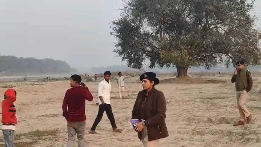 समस्तीपुर: बहादुरपुर ढाब के पास झाड़ी में मिला अज्ञात महिला का शव, इलाके में फैली सनसनी 2