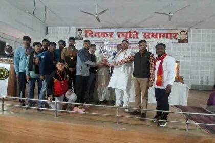 शहीद दिनेश सिंह स्मृति खेलकूद प्रतियोगिता का हुआ समापन,गणमान्य अतिथियों ने चयनित खिलाड़ियों को किया पुरस्कृत 29