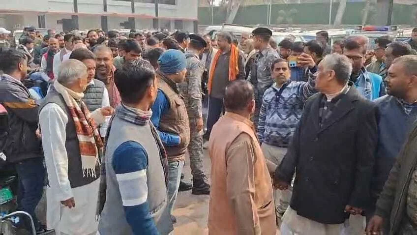 समस्तीपुर: मनरेगा के नाम और स्वरूप पर छिड़ा सियासी घमासान: कांग्रेस का हल्ला बोल, नित्यानंद राय का पलटवार 3