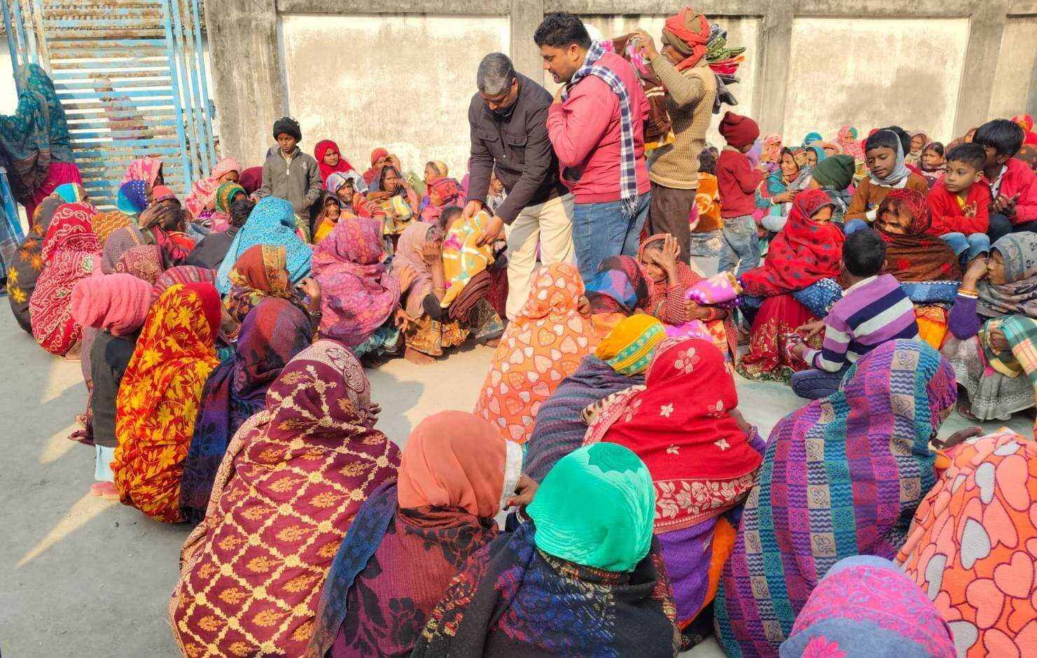 समस्तीपुर: 'जिसका कोई नहीं उसके राजू सहनी', हाड़ कंपाती ठंड में हजारों गरीबों के मसीहा बने युवा समाजसेवी 5