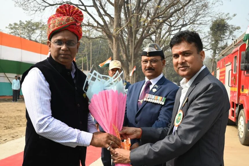 हर्ल बरौनी इकाई पिछले तिमाही में सबसे ज्यादा उत्पादन के साथ साथ ऊर्जा दक्षता के लक्ष्य को प्राप्त करने में सफल रहा है - नितिन सक्सेना 1