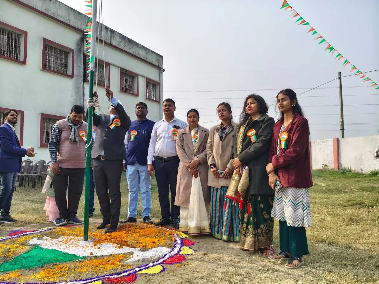 महान बनने के लिए असाधारण होना आवश्यक नहीं, बल्कि अपने कर्तव्यों के प्रति ईमानदार होना आवश्यक है :- मनीष 2