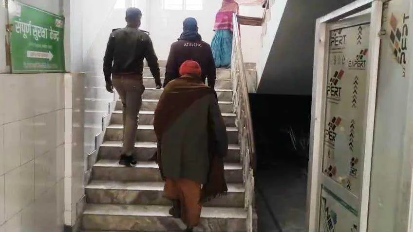 बेगूसराय में साधु के भेष में निकला 'भोगी', तंत्र-मंत्र के बहाने महिला के साथ की दरिंदगी; पुलिस ने धर दबोचा 2