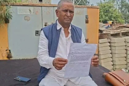 नालंदा: अज्ञात लोगो ने परवलपुर मुख्य पार्षद रामवृक्ष प्रसाद को दिया फोन पर जान से मारने की दी धमकी 25