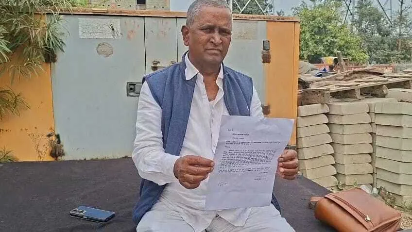 नालंदा: अज्ञात लोगो ने परवलपुर मुख्य पार्षद रामवृक्ष प्रसाद को दिया फोन पर जान से मारने की दी धमकी 7