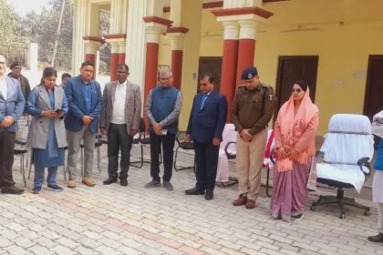 बेगूसराय में राष्ट्रपिता महात्मा गांधी के शहादत दिवस पर जिला प्रशासन ने दी भावपूर्ण श्रद्धांजलि 22