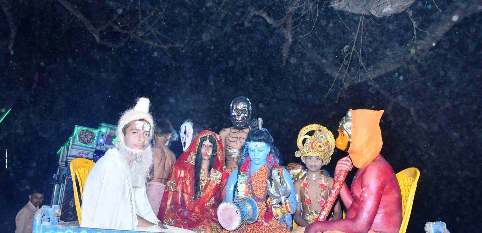 महाशिवरात्रि को लेकर वीरपुर प्रखंड के शिवालयों में उमड़ा आस्था का जनसैलाब, जयकारों से गूंजा इलाका 2