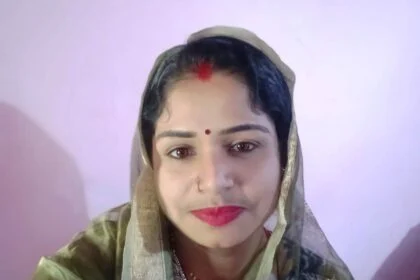 श्मशान घाट पर पहुंची पुलिस: समस्तीपुर में जलने से पहले चिता से उठवाया महिला का शव, संदिग्ध मौत के बाद हड़कंप 29