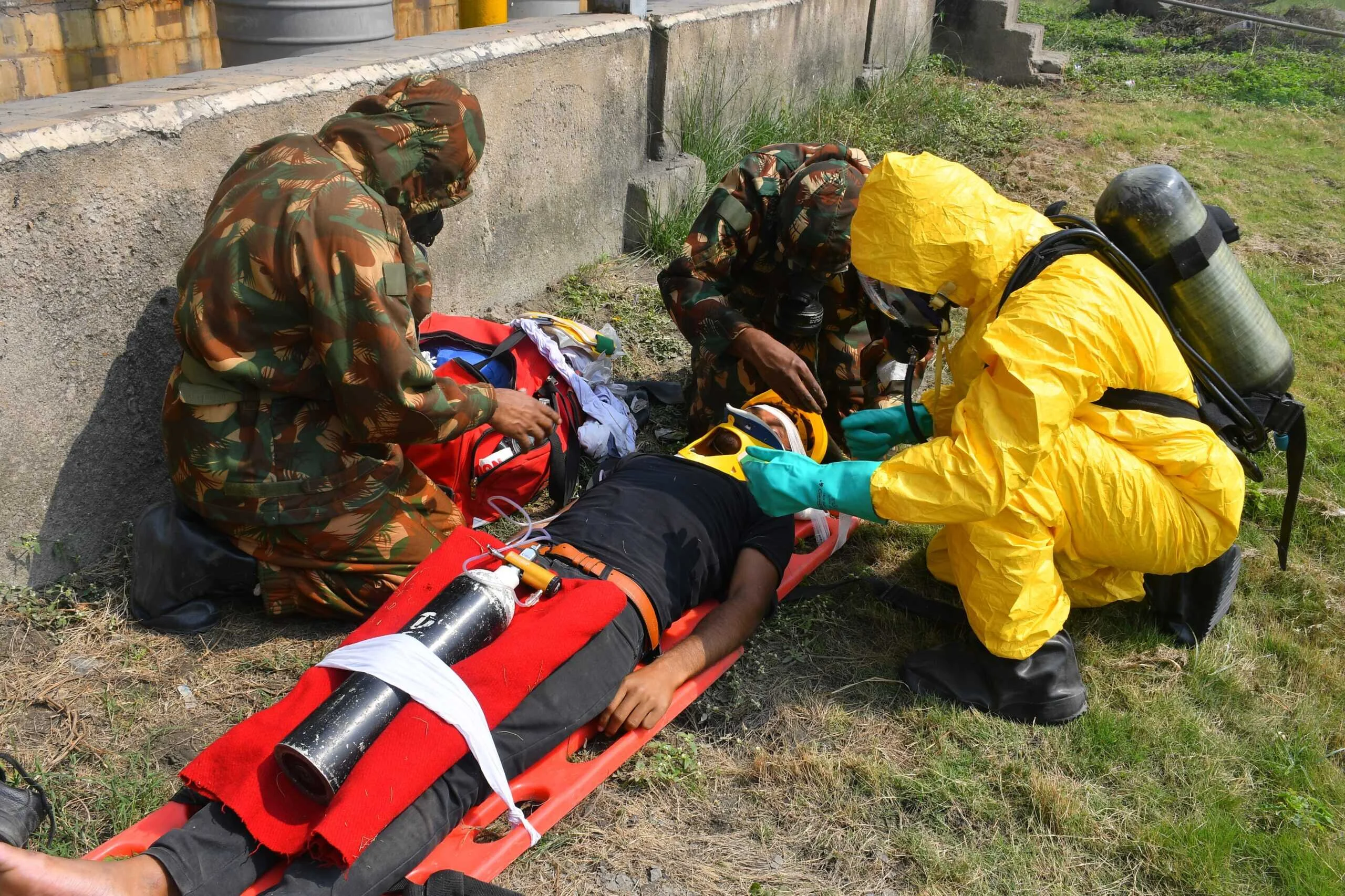 एनटीपीसी बरौनी में भूकंप और गैस रिसाव पर मॉक ड्रिल, एनडीआरएफ और सीआईएसएफ ने दिखाई तत्परता 2