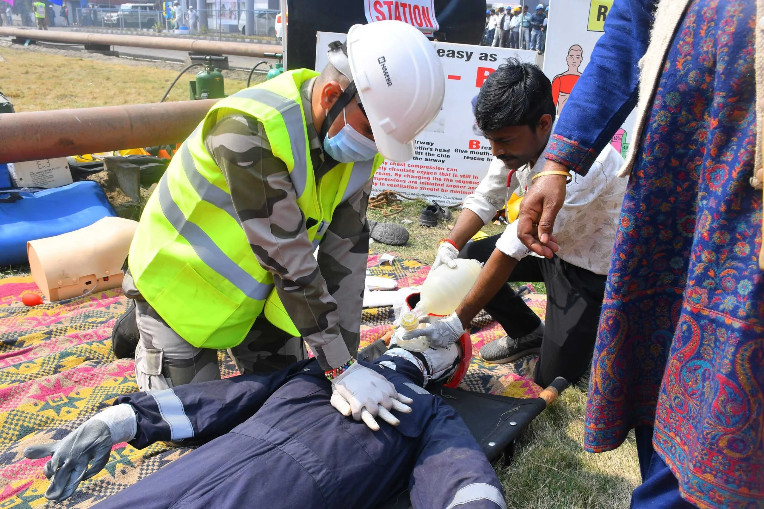 एनटीपीसी बरौनी में भूकंप और गैस रिसाव पर मॉक ड्रिल, एनडीआरएफ और सीआईएसएफ ने दिखाई तत्परता 7