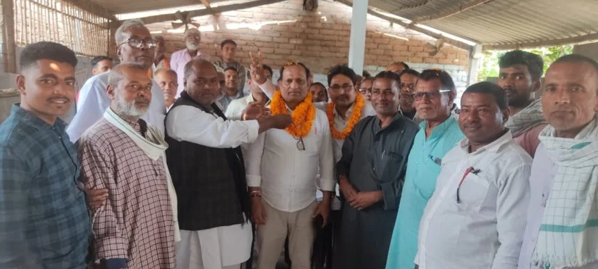 वीरपुर के प्रमोद चौधरी तीसरी बार चुने गए जदयू प्रखंड अध्यक्ष, कार्यकर्ताओं में खुशी की लहर 1