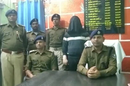 समस्तीपुर: दलसिंहसराय पुलिस की बड़ी सफलता, कार से 2203 बोतल प्रतिबंधित कफ सिरप बरामद 20