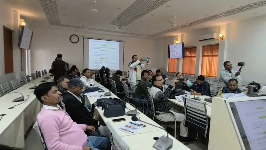 मनरेगा अब हुआ "जी राम जी": बेगूसराय डीएम ने दी नई योजना की जानकारी, अब मिलेंगे 125 दिन के काम की गारंटी 2