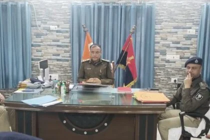 समस्तीपुर पहुंचे DIG मनोज कुमार तिवारी: प्रशिक्षु दरोगाओं से लिखवाई केस डायरी, दिए फील्ड वर्क के टिप्स 27