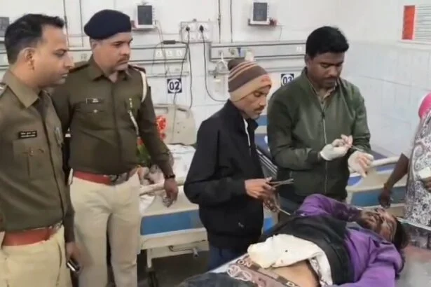 समस्तीपुर में बेखौफ अपराधियों ने एक युवक और महिला को मारी गोली, दोनों जख्मी, गोली मारकर भाग रहे अपराधी को भीड़ ने पीट-पीटकर किया हत्या 1