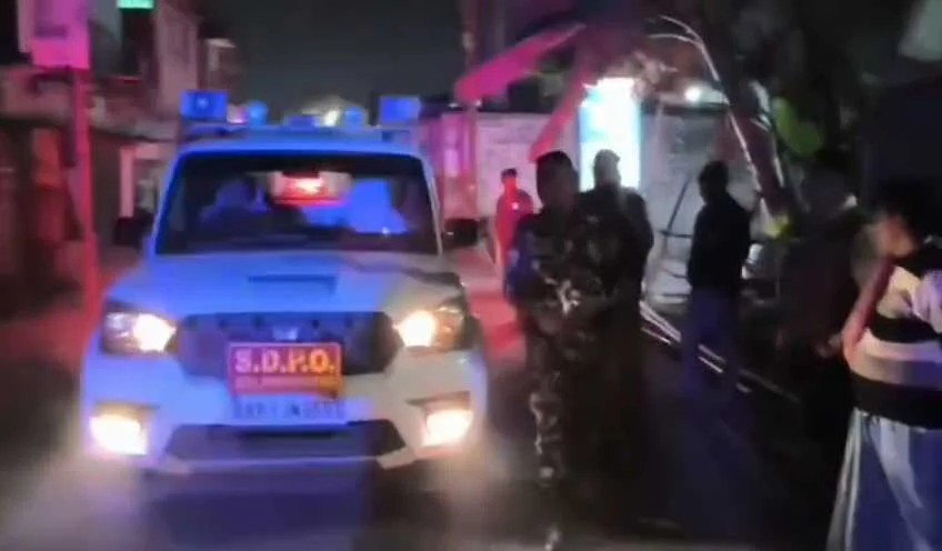 समस्तीपुर में बेखौफ अपराधियों ने एक युवक और महिला को मारी गोली, दोनों जख्मी, गोली मारकर भाग रहे अपराधी को भीड़ ने पीट-पीटकर किया हत्या 2