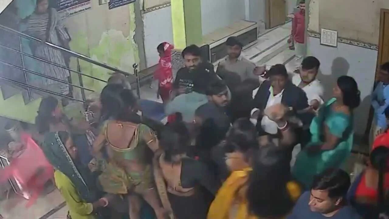 नालंदा: किन्नरों के द्वारा किये गए हंगामा का नया सीसीटीवी वीडियो आया सामने, वीडियो मे हंगामा करते दिखे किन्नर 5