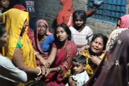 बेगूसराय: घर में संदिग्ध हालत में मिला महिला का शव, पति पर प्रताड़ना का आरोप; इलाके में सनसनी 26