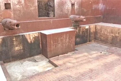 नालंदा: राजगीर में मलमास मेला से पहले सूखे गंगा-यमुना और व्यास कुंड, 17 मई से मलमास मेला,श्रद्धालुओं की बढ़ी चिंता 23