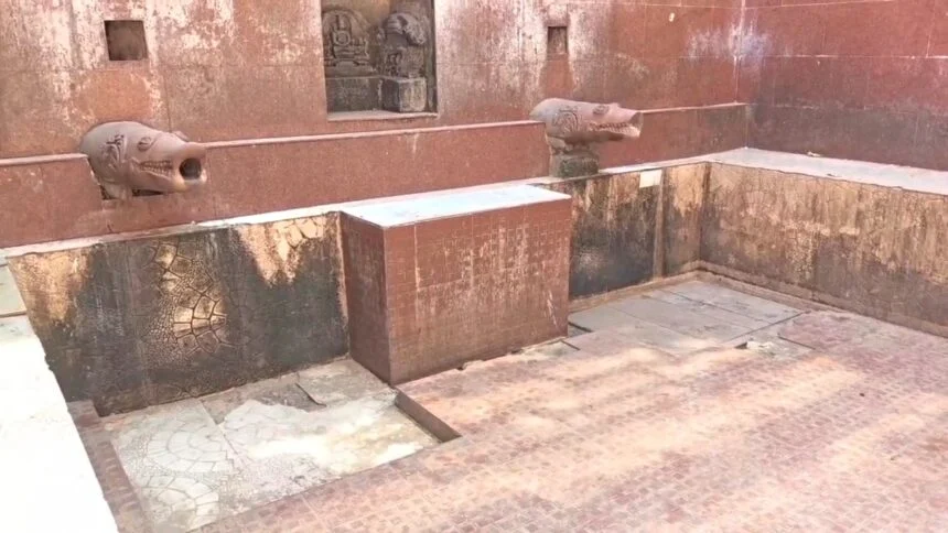 नालंदा: राजगीर में मलमास मेला से पहले सूखे गंगा-यमुना और व्यास कुंड, 17 मई से मलमास मेला,श्रद्धालुओं की बढ़ी चिंता 1