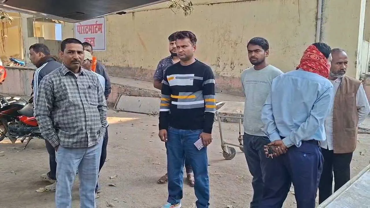 नालंदा: कार अनियंत्रित होकर पुल से टकराया, 3 युवकों की मौत, तिलक समारोह से लौट रहे थे सभी युवक 4