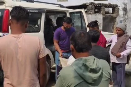 समस्तीपुर: समस्तीपुर: दहेज की बलि चढ़ी एक और नवविवाहिता, ससुराल वालों पर गला दबाकर हत्या का आरोप 31