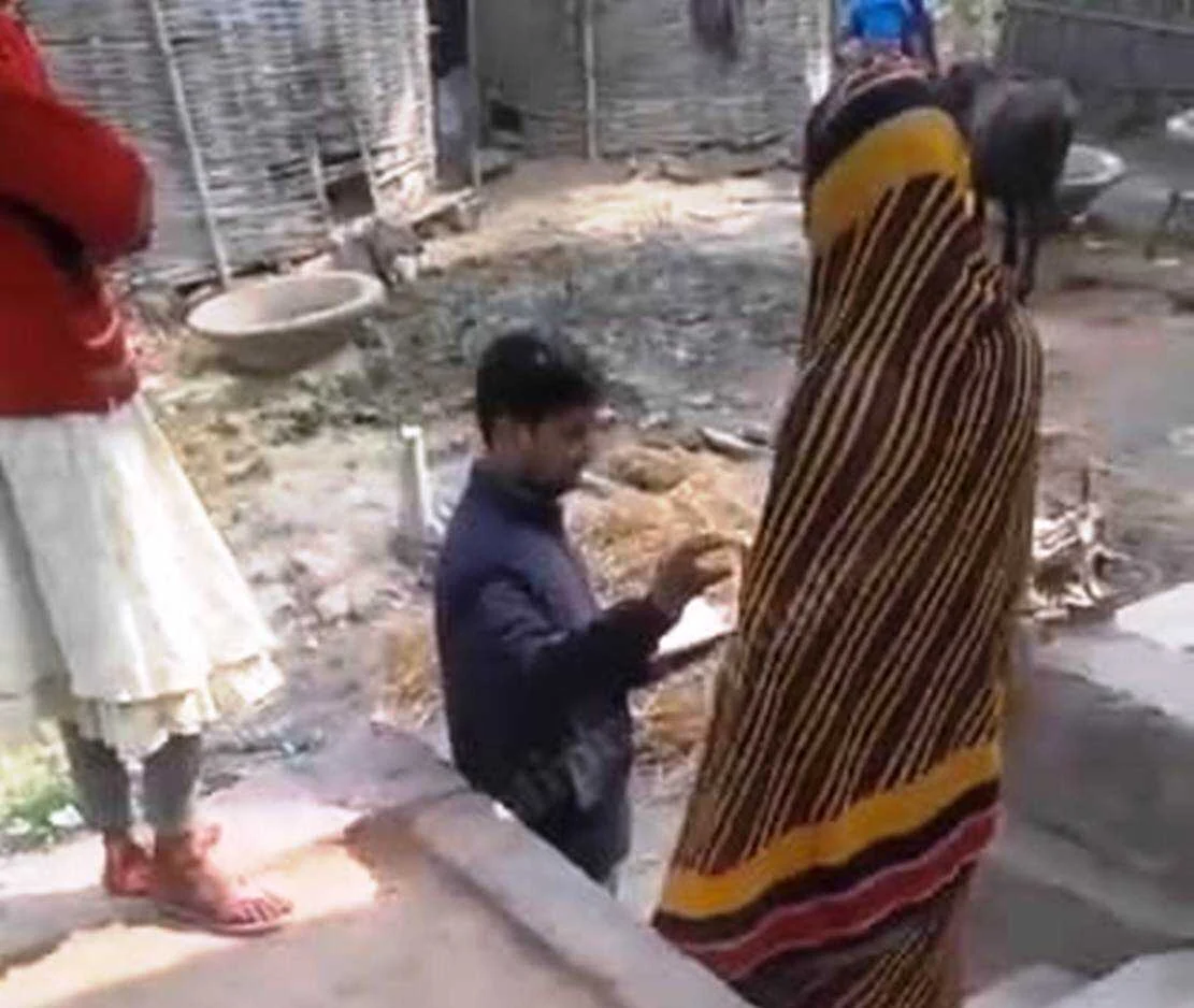 समस्तीपुर में आवास योजना में अवैध वसूली का वीडियो वायरल, आवास सहायक स्मिता कुमारी सेवामुक्त 4