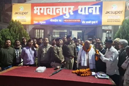 भगवानपुर में सेवानिवृत्त उपरांत दफेदार को दी गई भावभीनी विदाई 20