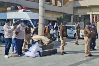 राजगीर मे सामूहिक आत्महत्या मामले मे एसपी भारत सोनी का व्यान: मृतक नागा संदरा बंगलौर के मूल निवासी, सभी मृतक एक हीं परिवार के लोग 2