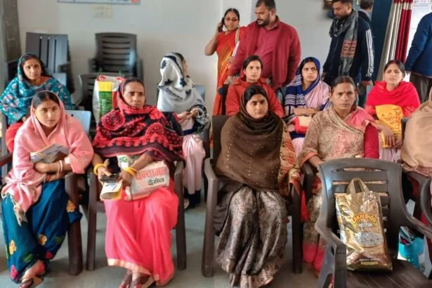 बछवाड़ा में आशा कर्मियों की बैठक, सरकारी कर्मचारी के दर्जे के लिए 12 फरवरी को होगा हड़ताल 1