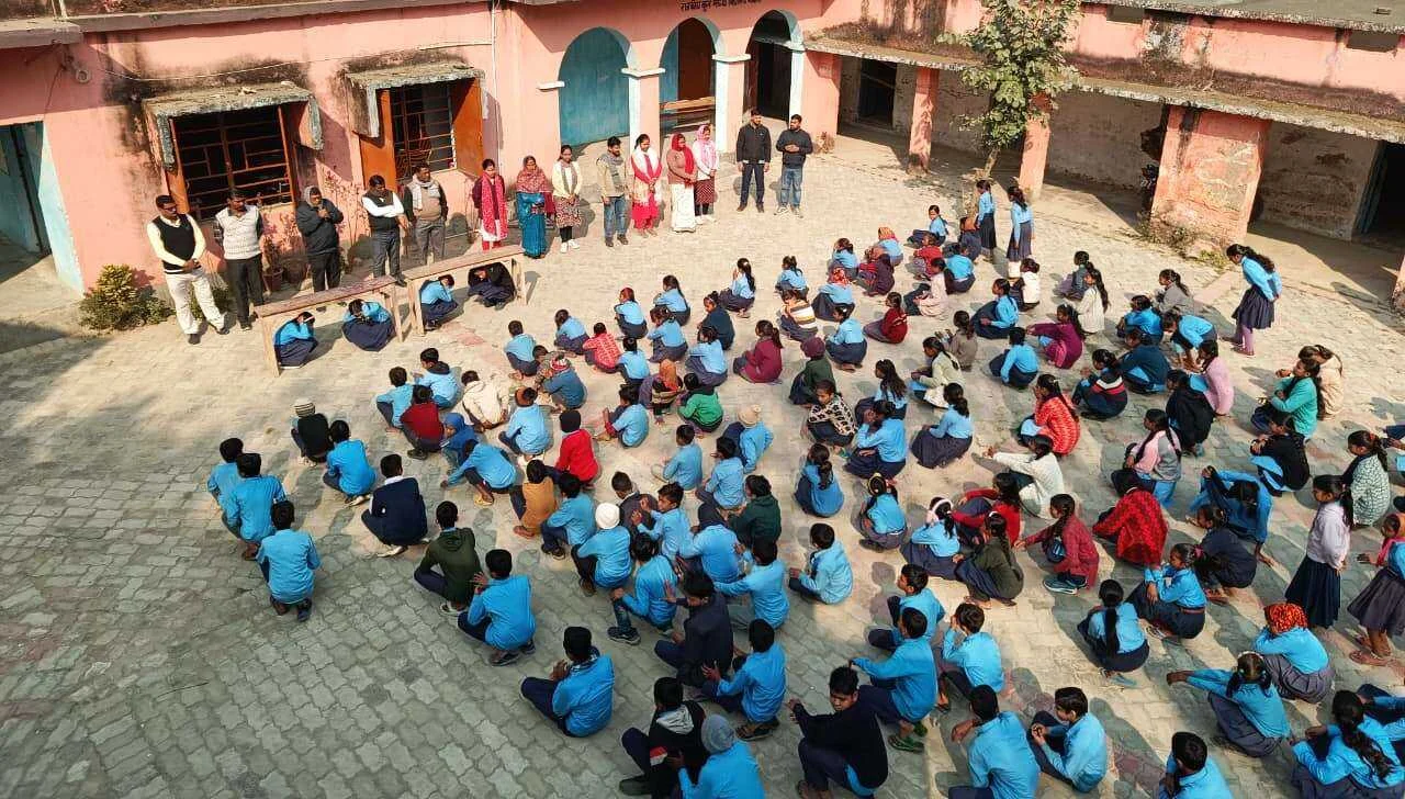 भगवानपुर के स्कूलों में बच्चों ने सीखा भूकंप से बचाव का मंत्र, सुरक्षित शनिवार पर 'मॉक ड्रिल' कर जानीं बारीकियां 2