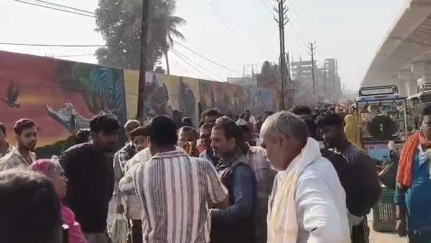 पहले दुकान के लिए दिया लोन,अब उजाड़ रहे आशियाना, बेगूसराय नगर निगम और ट्रैफिक पुलिस के 'वसूली खेल' से दुकानदार परेशान 2