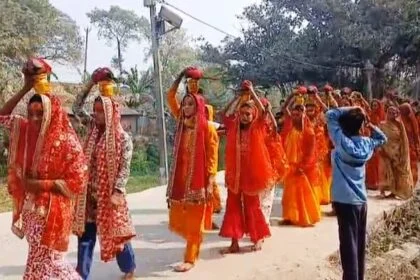 वीरपुर में गाजे-बाजे के साथ निकली भव्य कलश शोभा यात्रा,अष्टयाम यज्ञ से भक्तिमय हुआ राजापुर सिकरौहुला 77