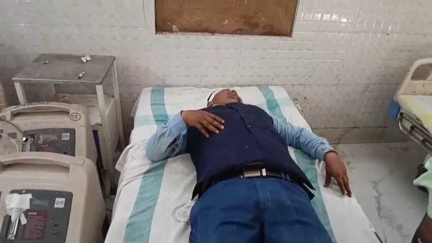 समस्तीपुर: में ढाई कट्ठा जमीन बनी 'जंग का मैदान',पाटीदारों के बीच मारपीट में दो भाई लहूलुहान, एक की हालत नाजुक 3